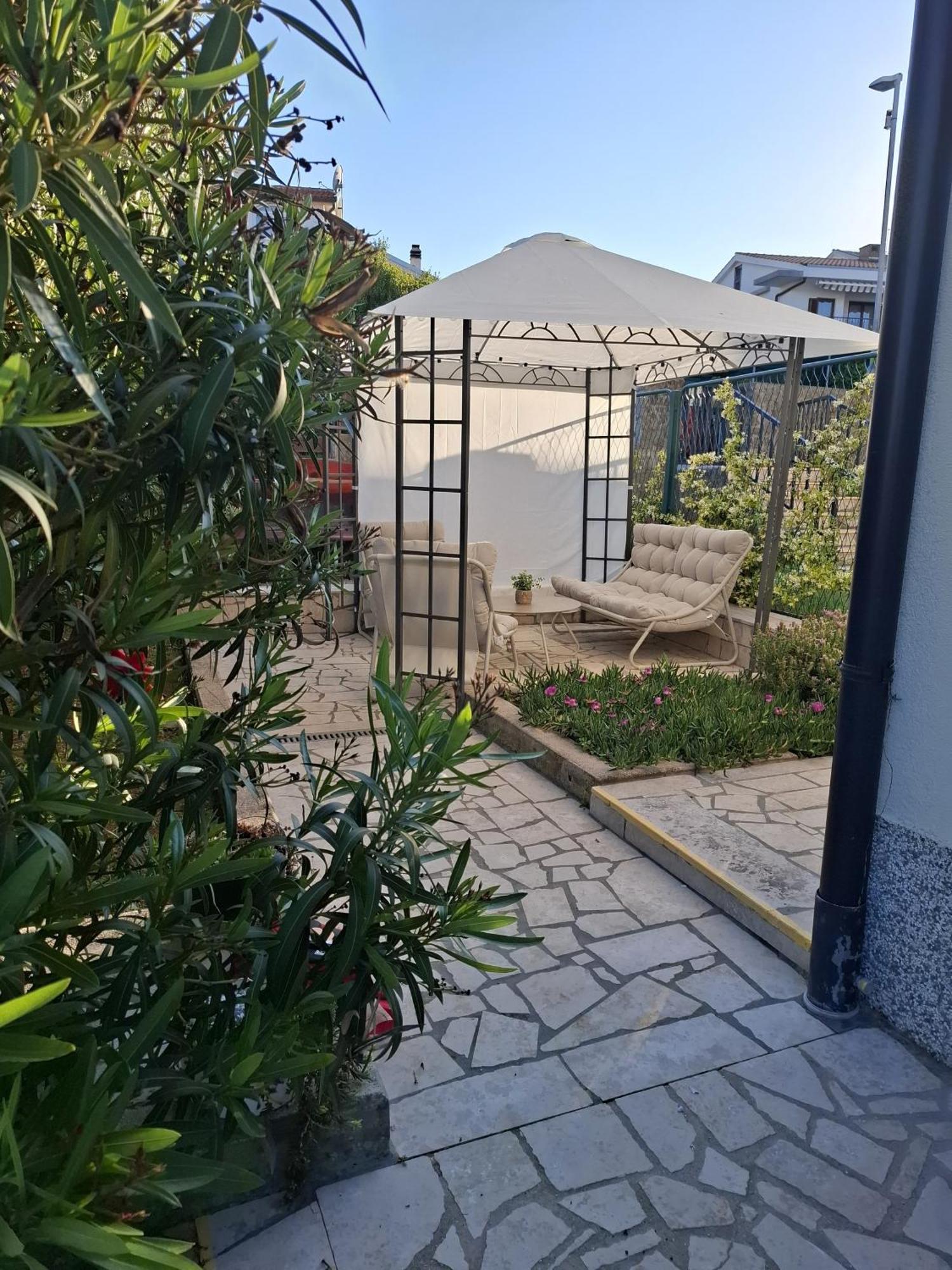 Apartman Luma Krk Town Extérieur photo
